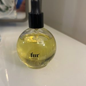 Fur Oil